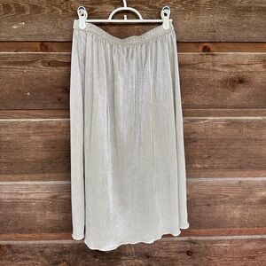 Chelsea and Violet skirt shiny